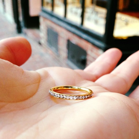 Brand New CZ Channel Set Stacking Ring Gold Stainless Steel LAST SIZE: 8 - Picture 2 of 7